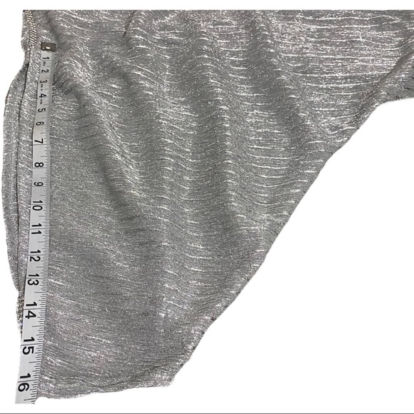Prelude Metallic Silver Top, size Medium - Picture 8 of 12